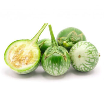 هذا باذنجان تايلاندي (Thai eggplant).